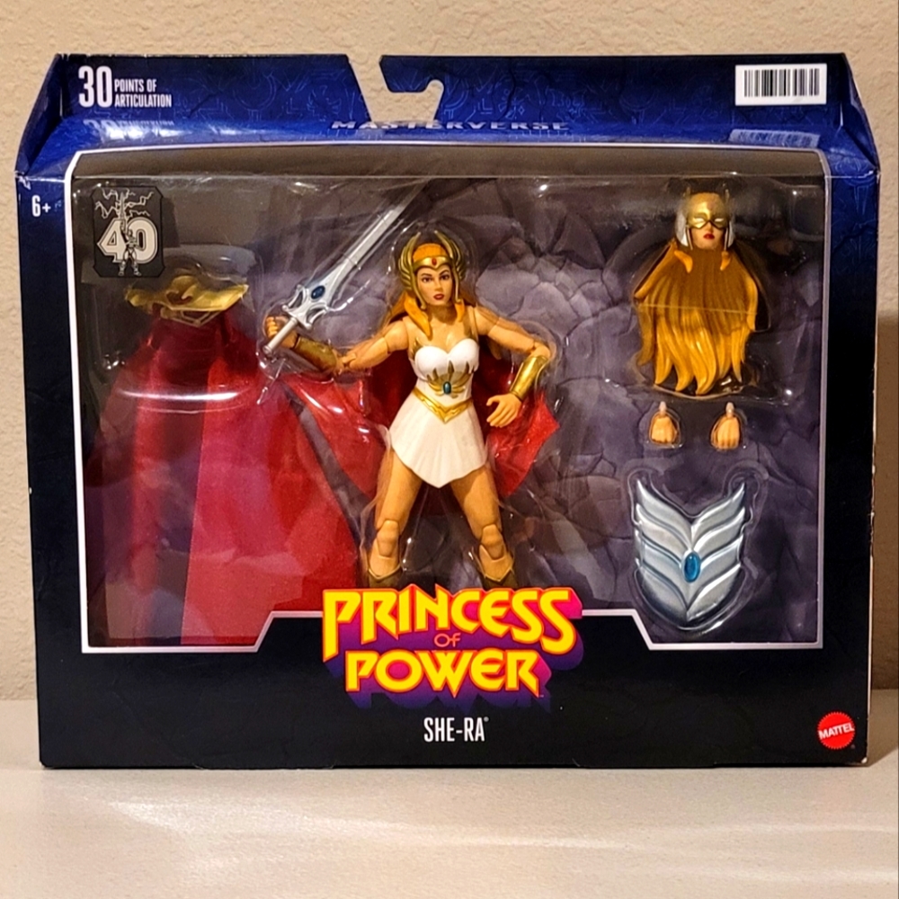 Masters Of The Universe Princess of Power She-Ra Action Figure